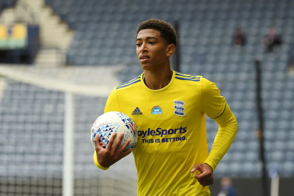 升班马杀手！曼城近25次英超面对升班马23胜2平保持不败（曼城英超对升班马近25场23胜2平，依旧不败）