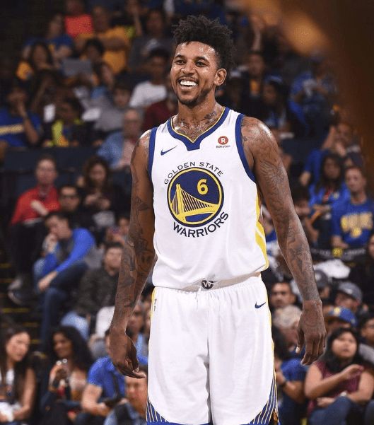 布冯：意大利唯一缺点是偶尔“短路”；无欧战踢是米兰的优势（布冯称意大利仅有短板是偶尔“断电”，米兰因无欧战更具优势）