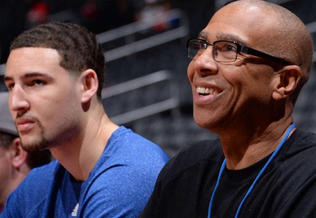 神锋！小蜜蜂前锋蒂亚戈再演梅开二度，联赛13场进11球（火力全开！小蜜蜂射手蒂亚戈再度双响，联赛13战11球）