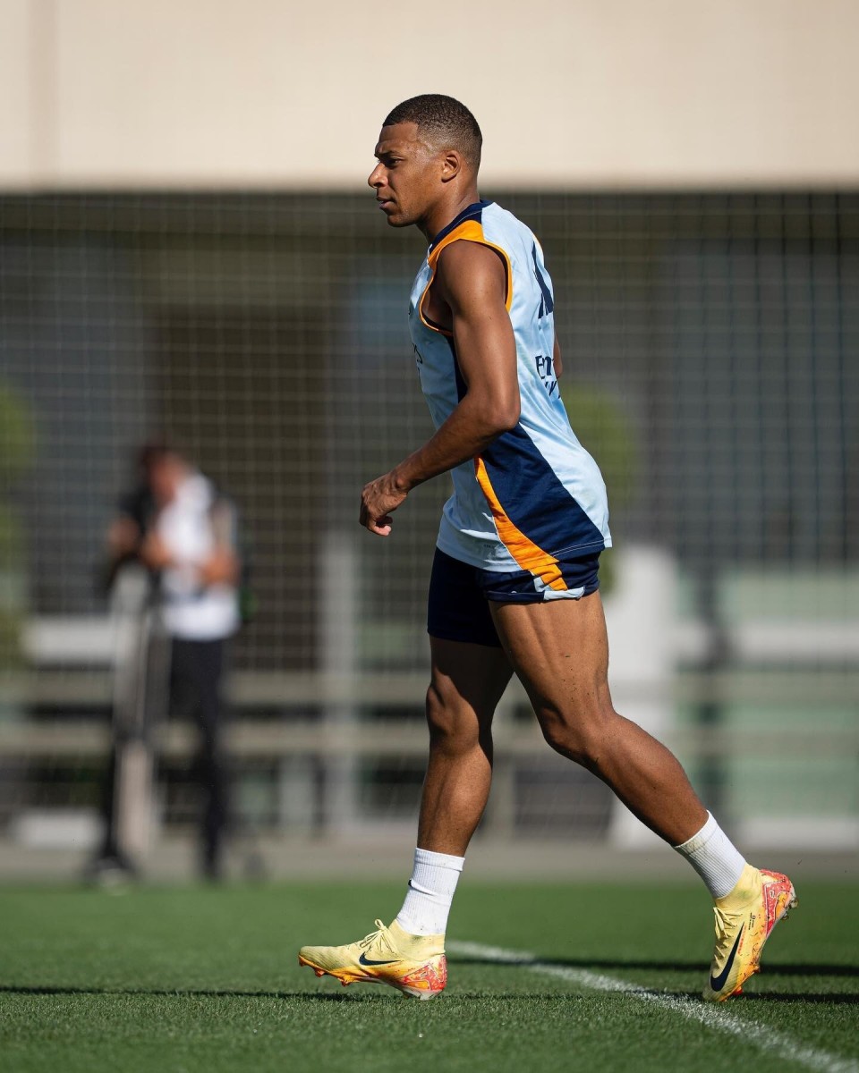 马卡：费兰本赛季状态火热，进球效率已超过维尼修斯和萨拉赫（马卡：费兰今季状态爆棚，进球效率已高于维尼修斯与萨拉赫）