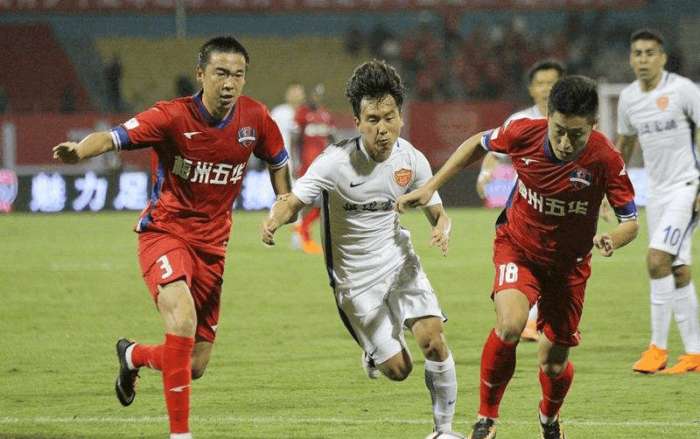 江苏业余足球再添活力 “我爱足球”城市联赛赋能基层足球发展（江苏业余足球活力再升级，“我爱足球”城市联赛助推基层发展）