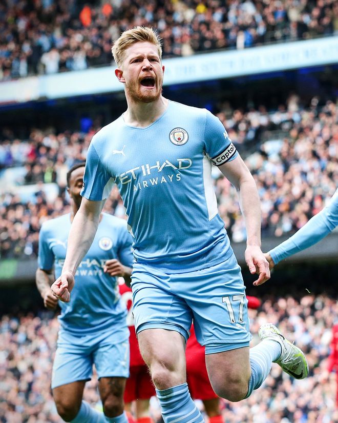 球迷调侃詹姆斯没头发，后者回应：你知道我有，而且多的是